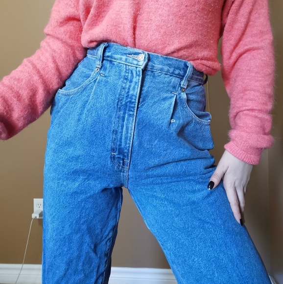 Vintage Denim - The greatest high rise jeans in the world.